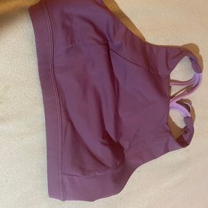 lululemon sports bra!